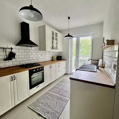 Apartamento Utulny 2-izbovy S Balkonom V Centre Mesta